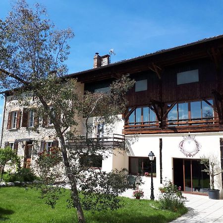 Chambres D'Hotes La Noyeraie Izeron Екстериор снимка