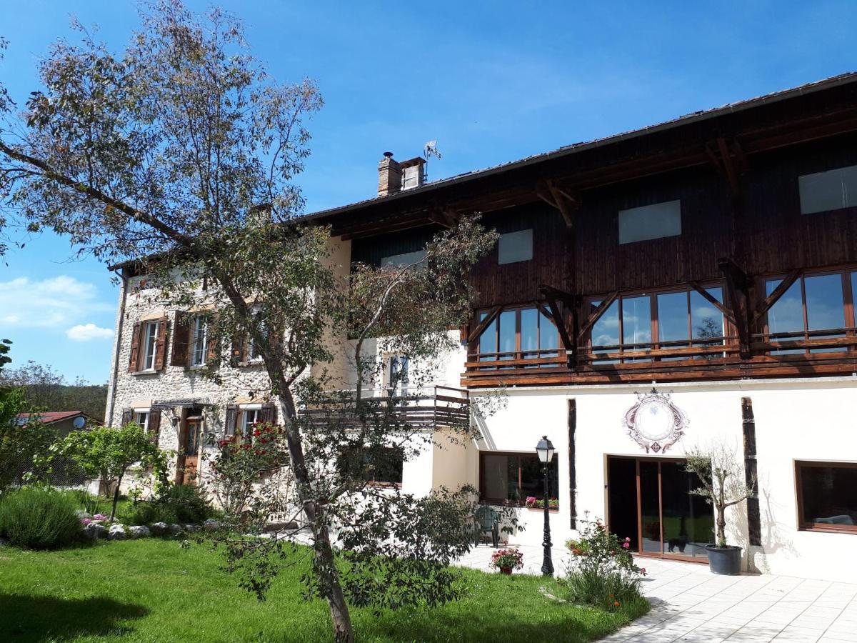 Chambres D'Hotes La Noyeraie Izeron Екстериор снимка