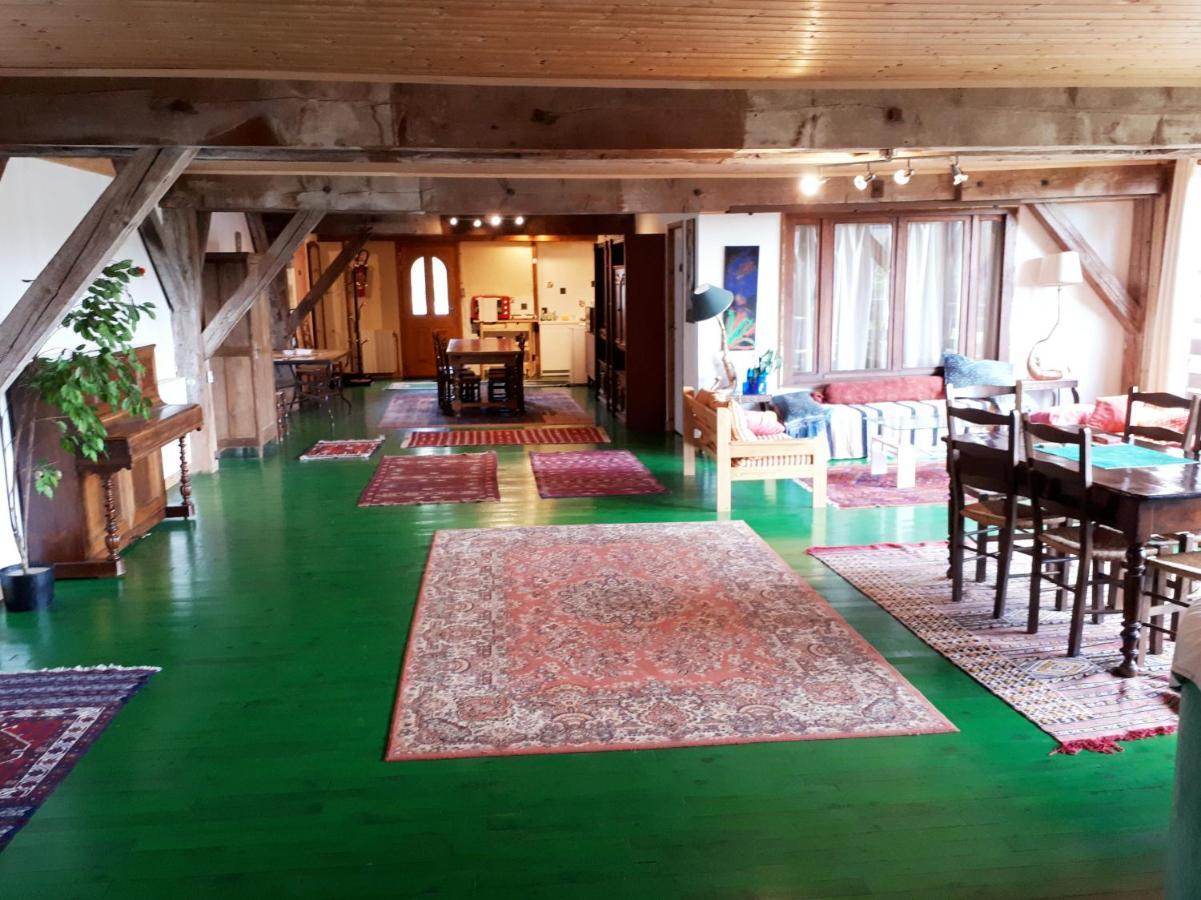 Chambres D'Hotes La Noyeraie Izeron Екстериор снимка